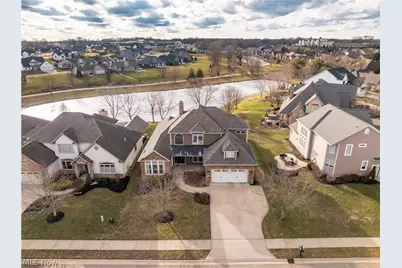 1124 Laurel Green Drive NE, North Canton, OH 44720 - Photo 45