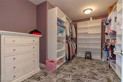 1124 Laurel Green Drive NE, North Canton, OH 44720 - Photo 41