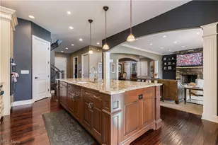 1124 Laurel Green Dr NE, North Canton, OH 44720 - Photo 19