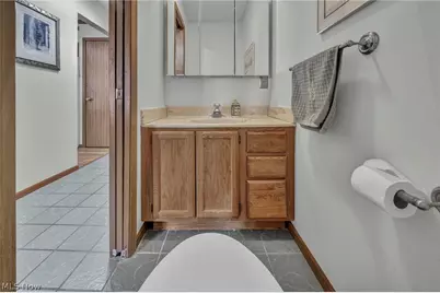 9217 Bechtel Road, Elyria, OH 44035 - Photo 39