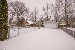 3131 Essex Rd, Cleveland Heights, OH 44118 - Photo 23