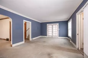 3131 Essex Rd, Cleveland Heights, OH 44118 - Photo 3