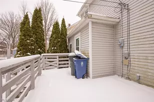 3131 Essex Rd, Cleveland Heights, OH 44118 - Photo 25
