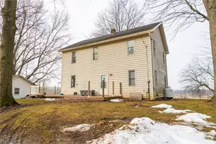 7389 Doylestown Rd, Sterling, OH 44276 - Photo 3