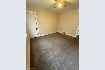 1870 Cordova Avenue, Youngstown, OH 44504 - Photo 11