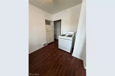 1870 Cordova Avenue, Youngstown, OH 44504 - Photo 9