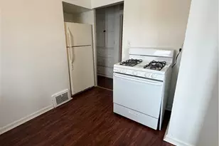 1870 Cordova Ave, Youngstown, OH 44504 - Photo 9