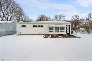 1682 Wakefield Dr, Akron, OH 44320 - Photo 23