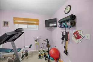 1682 Wakefield Dr, Akron, OH 44320 - Photo 17