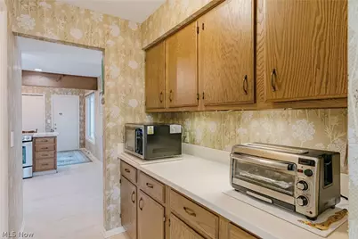 6919 Woodwalk Drive #38, Brecksville, OH 44141 - Photo 15