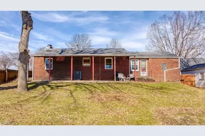 1410 Colonial Boulevard NE, Canton, OH 44714 - Photo 29