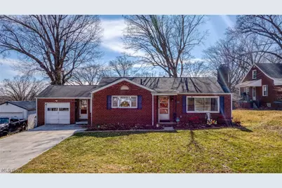 1410 Colonial Boulevard NE, Canton, OH 44714 - Photo 1