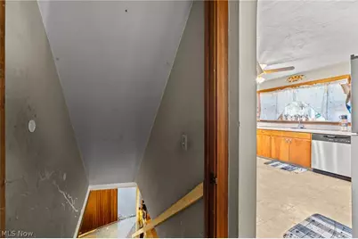 1410 Colonial Boulevard NE, Canton, OH 44714 - Photo 19