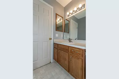 8697 Kingfisher Lane, Macedonia, OH 44056 - Photo 27