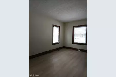 80 E Ido Avenue, Akron, OH 44301 - Photo 11