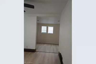 80 E Ido Avenue, Akron, OH 44301 - Photo 17