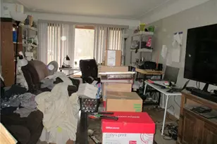 256 Warner Rd, Hubbard, OH 44425 - Photo 3