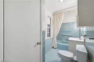 18975 Van Aken Blvd, Huber Heights, OH 44122 - Photo 21