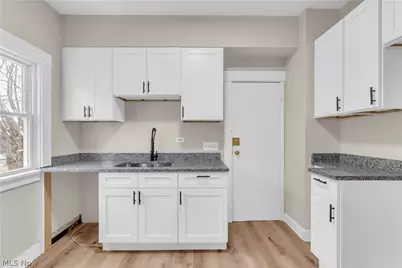 1041 E 169th Street #1043/UP, Loveland, OH 44110 - Photo 11