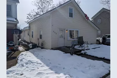 332 Front Avenue SW, New Philadelphia, OH 44663 - Photo 1