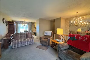 780 Pinetree Cir, East Palestine, OH 44413 - Photo 9