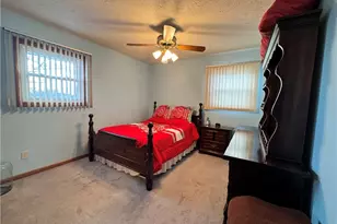 780 Pinetree Cir, East Palestine, OH 44413 - Photo 23