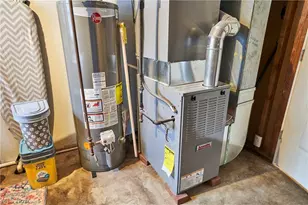 6300 S Cleveland Massillon Rd, Clinton, OH 44216 - Photo 17