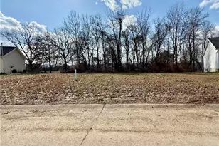 108 Eldorado, Marietta, OH 45750 - Photo 1