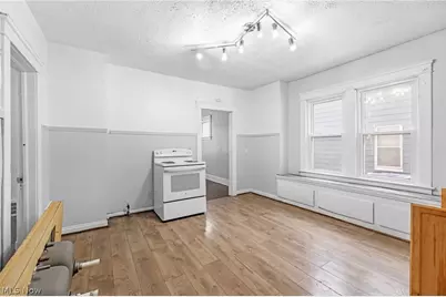 3978 E 55th Street, Newburgh Heights, OH 44105 - Photo 13