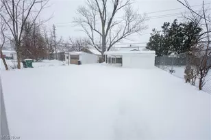 20600 Watson Rd, Maple Heights, OH 44137 - Photo 39