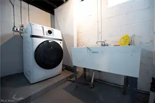 20600 Watson Rd, Maple Heights, OH 44137 - Photo 37