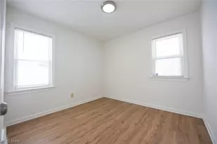 20600 Watson Rd, Maple Heights, OH 44137 - Photo 19