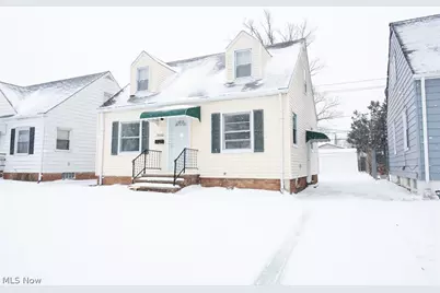 20600 Watson Road, Maple Heights, OH 44137 - Photo 1