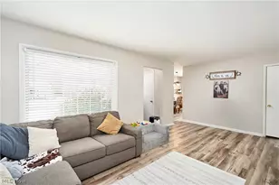 601 Cora Ave, Akron, OH 44312 - Photo 3