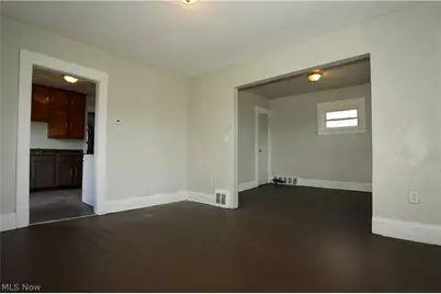 9409 Mount Auburn Avenue, Loveland, OH 44104 - Photo 3