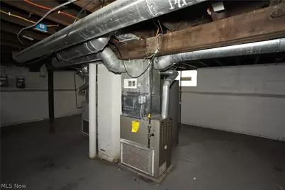 9409 Mount Auburn Avenue, Loveland, OH 44104 - Photo 13