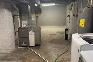 1729 Gambrinus Ave SW, Canton, OH 44706 - Photo 17