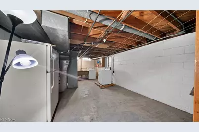 20648 Donny Brook Road, Maple Heights, OH 44137 - Photo 15