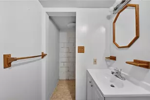 20648 Donnybrook Rd, Maple Heights, OH 44137 - Photo 17