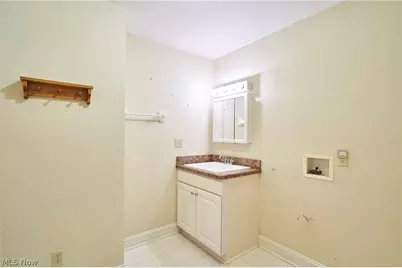 2729 Ariels Way, Akron, OH 44312 - Photo 19