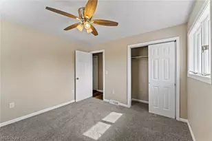 49075 Maple Ln, East Liverpool, OH 43920 - Photo 17