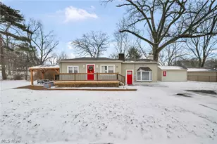 99 Meadowridge Rd, Mogadore, OH 44260 - Photo 1