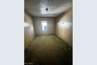 55935 Main Street, Bridgeport, OH 43912 - Photo 3