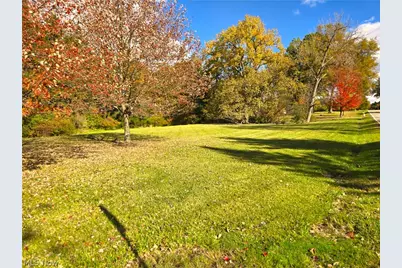 4639 Brainard Road, Chagrin Falls, OH 44022 - Photo 11