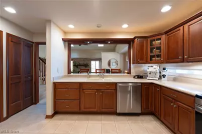 1893 Brookwood Drive, Akron, OH 44313 - Photo 11