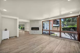 3635 Tolland Rd, Huber Heights, OH 44122 - Photo 7