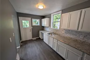 807 Woodland Ave, Elyria, OH 44035 - Photo 9