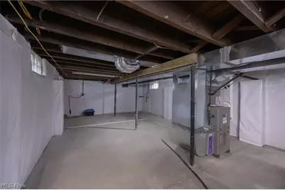 530 E High Street, Uhrichsville, OH 44683 - Photo 23