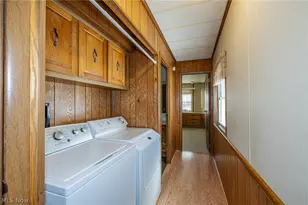 61 Park Way St, Olmsted Twp, OH 44138 - Photo 17