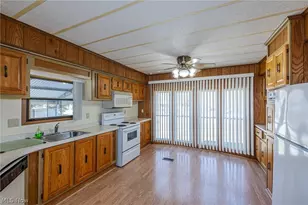 61 Park Way St, Olmsted Twp, OH 44138 - Photo 5